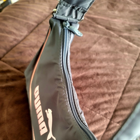 Puma Women's Mini Nylon Purse Bag - Picture 10 of 15